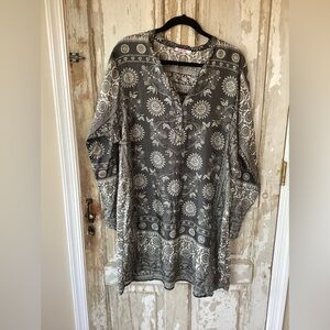 Johnny Was Grey and White Floral Tunic Dress - Silk - Size large